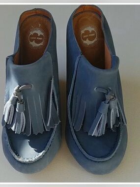 LUCKY PENNY Anthropologie Towering Tassel Suede Wedge Mules Blue Sz 7